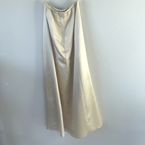 Blondie Nites 2 piece gown - Picture 6 of 7